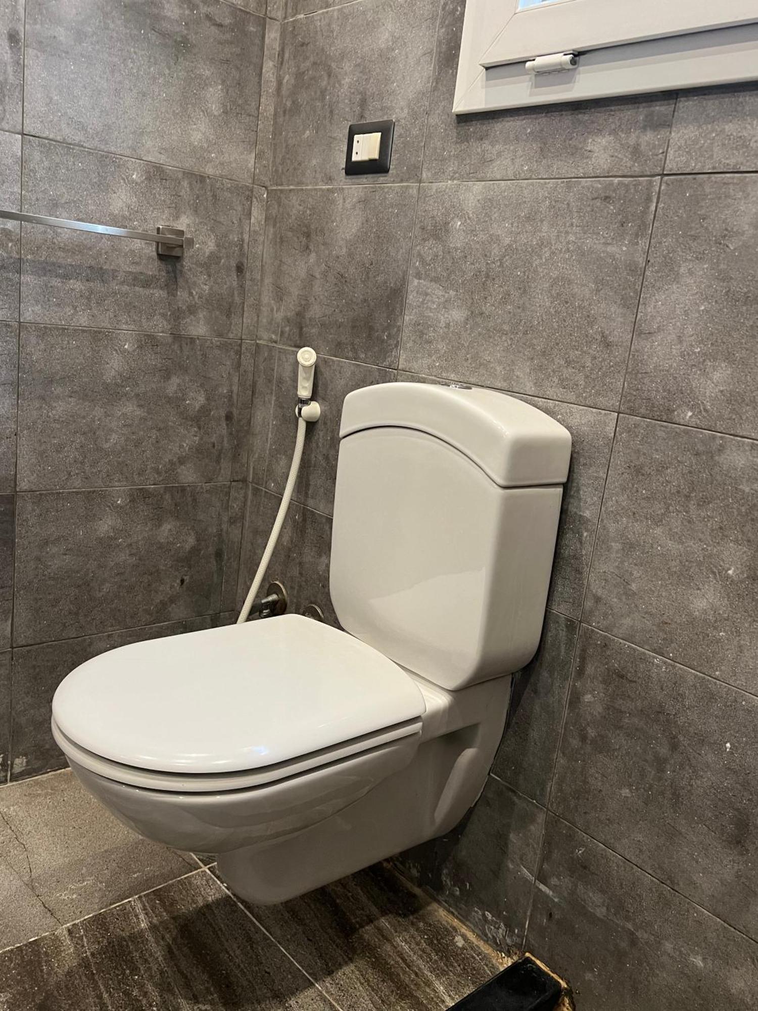 Sunny Elegant 3br Near Auc New Apartman