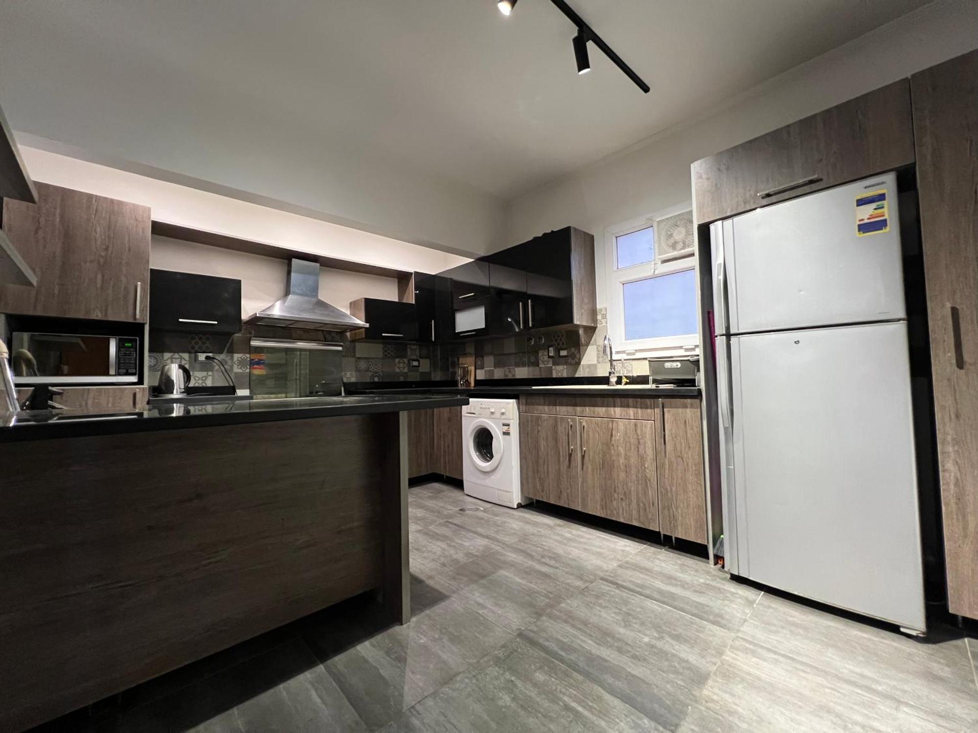 Sunny Elegant 3br Near Auc New Apartman Kairó